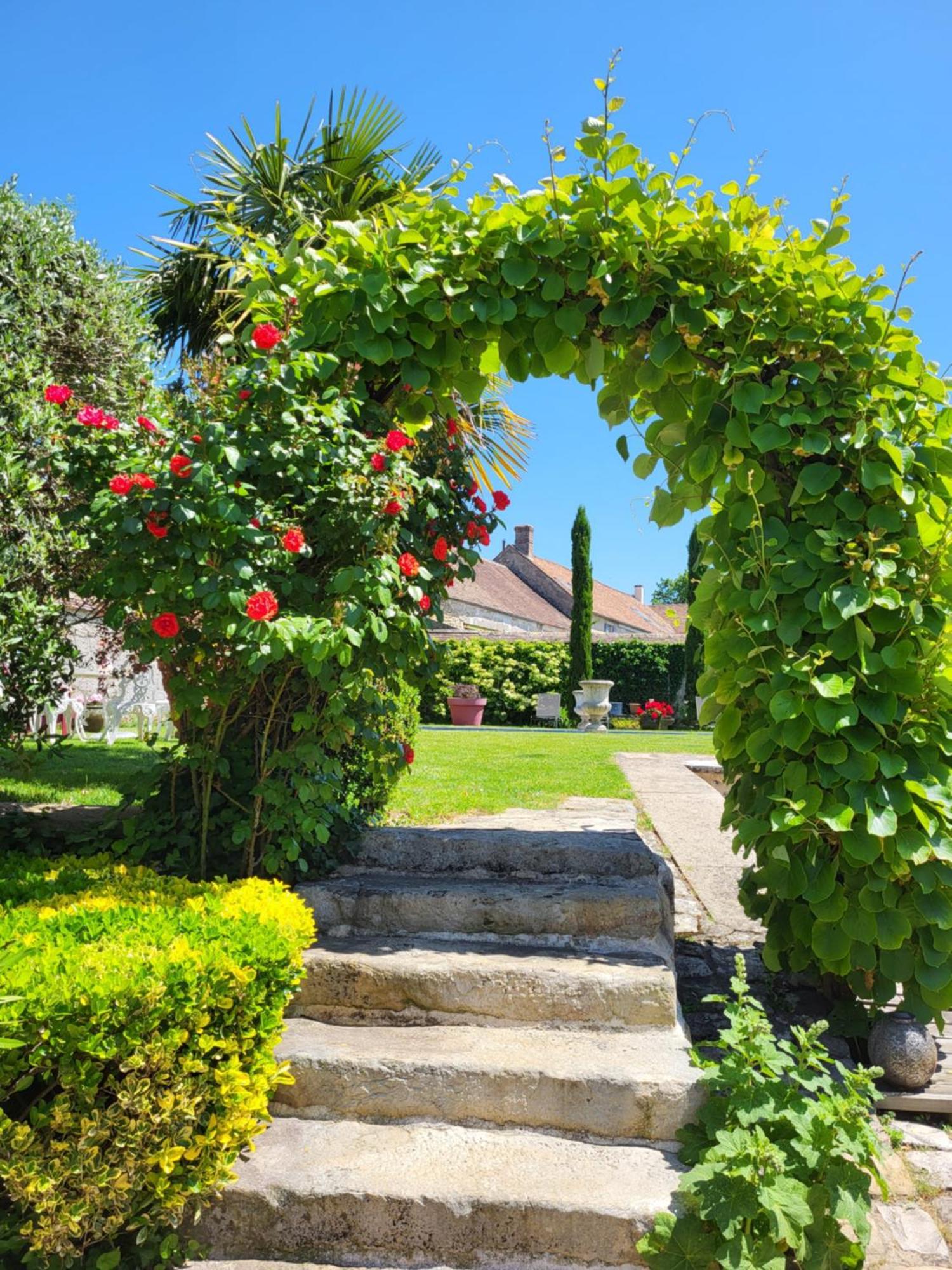 Bed and Breakfast Les Glycines Ury Exteriér fotografie